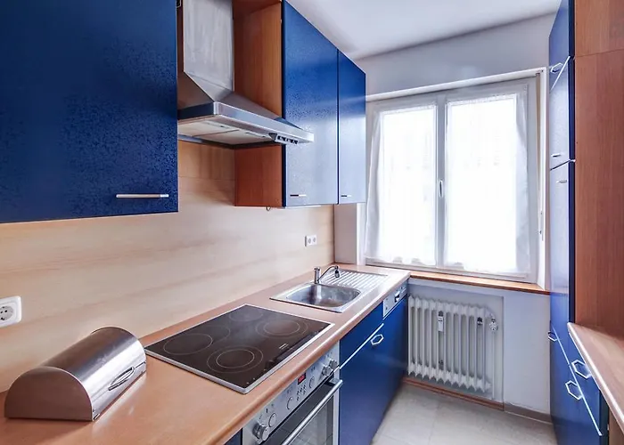 Διαμέρισμα In *